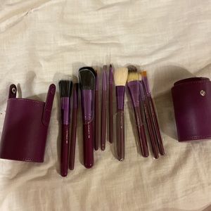 New MAC brush set